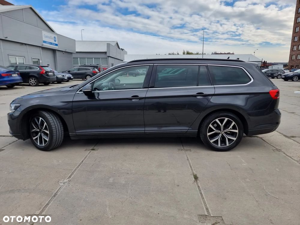 Volkswagen Passat 2.0 TSI Business DSG - 9