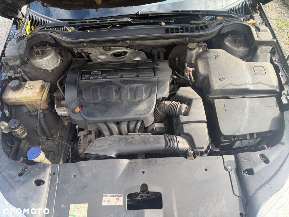 Citroën C5 2.0i 16V Dynamique - 6