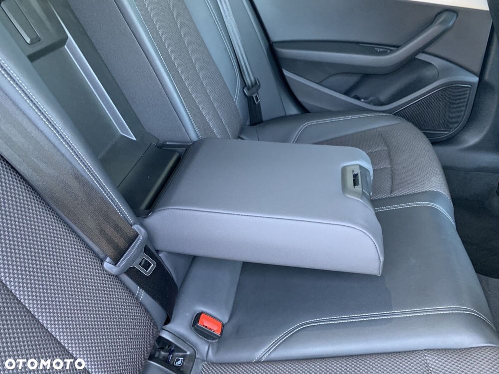 Audi A4 Limousine - 13