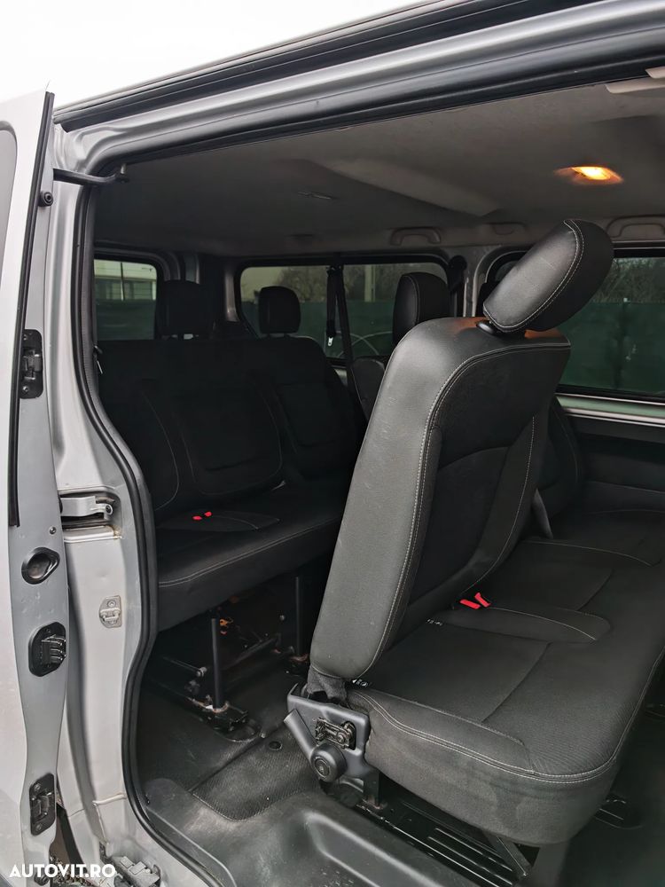 Renault Trafic - 12