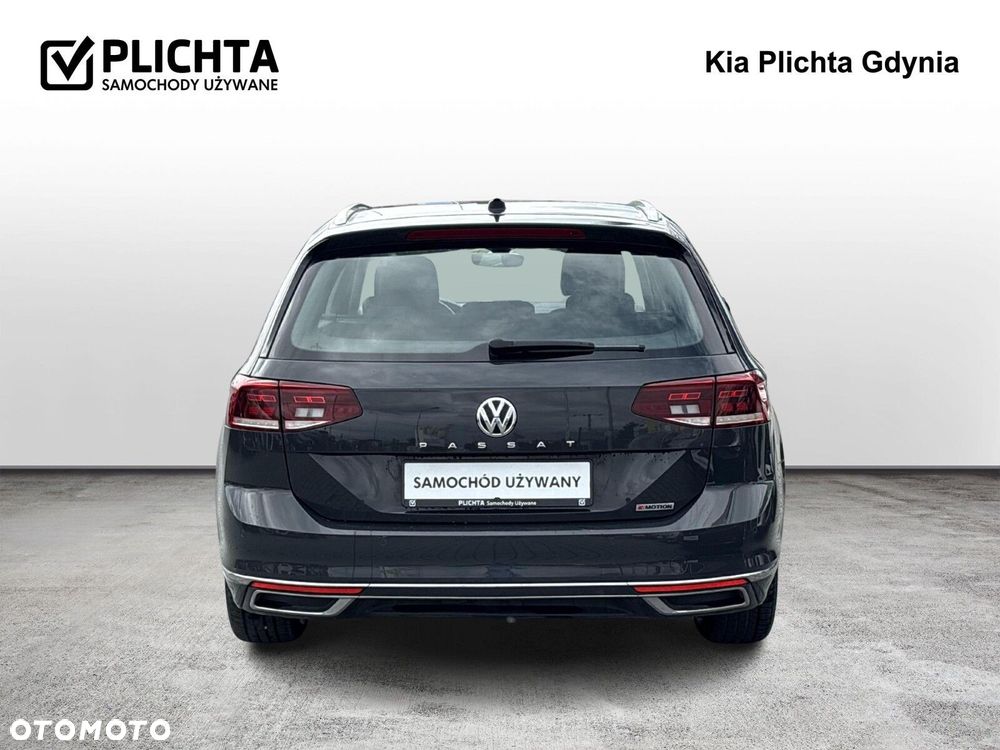 Volkswagen Passat 2.0 TDI 4Mot Elegance DSG - 4