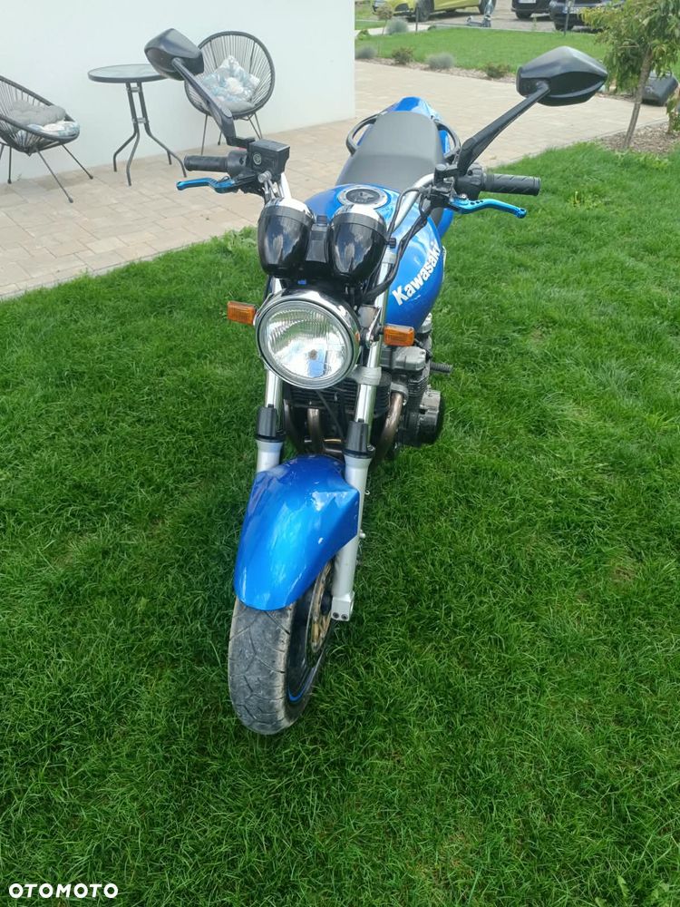 Kawasaki ZR - 7