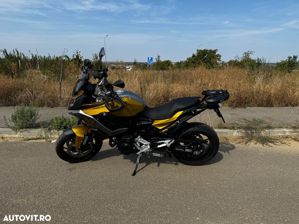 BMW F900XR - 4