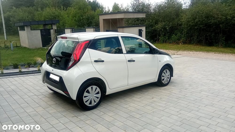 Toyota Aygo x - 13