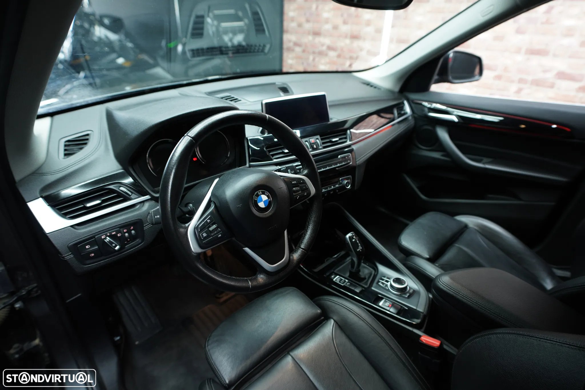 BMW X1 18 d sDrive xLine Auto - 8