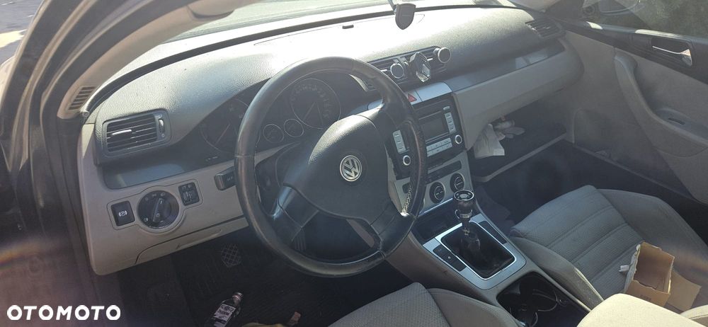 VOLKSWAGEN PASSAT B6 05-09 2.0 FSI BLR - RADIO RADIOODTWARZACZ - 16