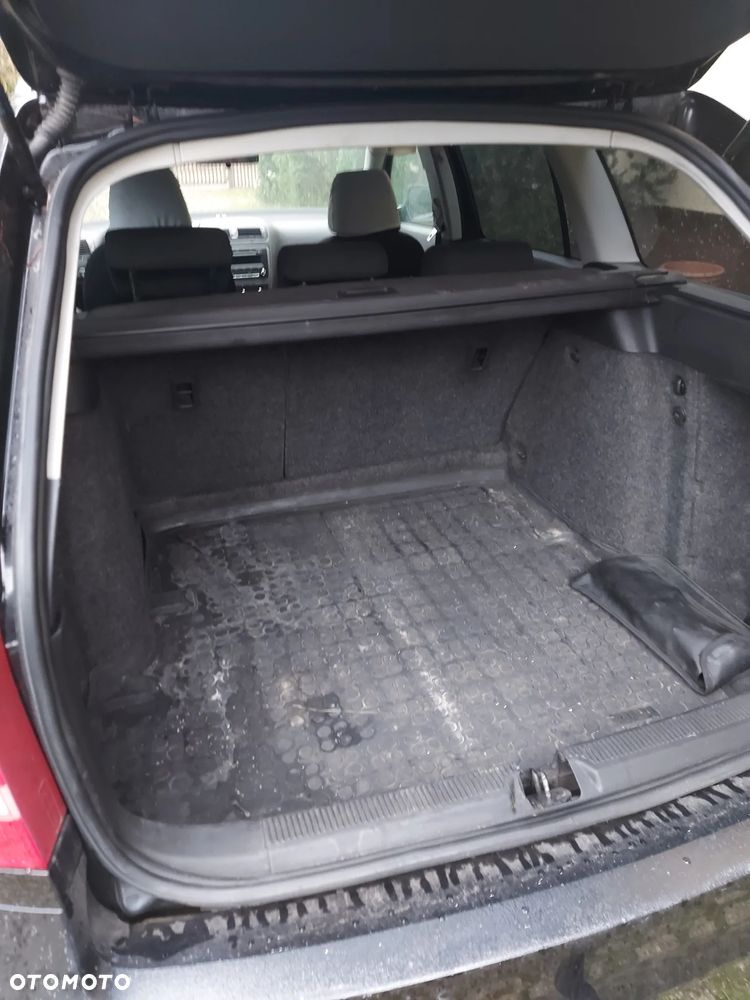 Skoda Octavia 1.6 Ambition - 8