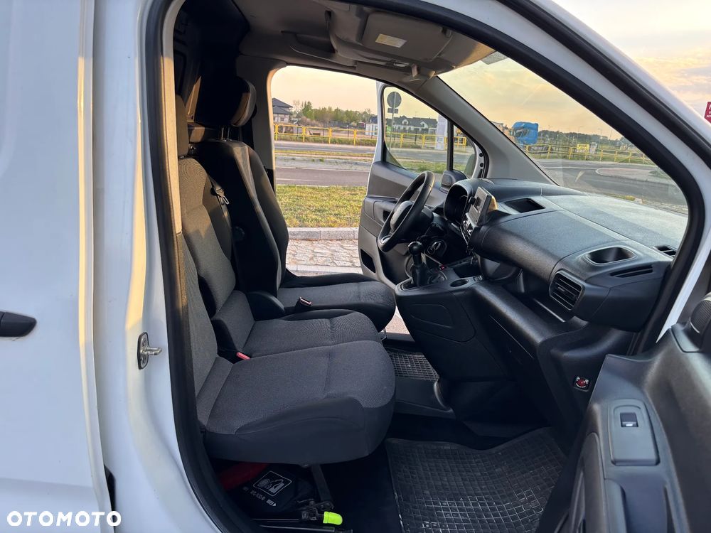 Citroën BERLINGO - 10