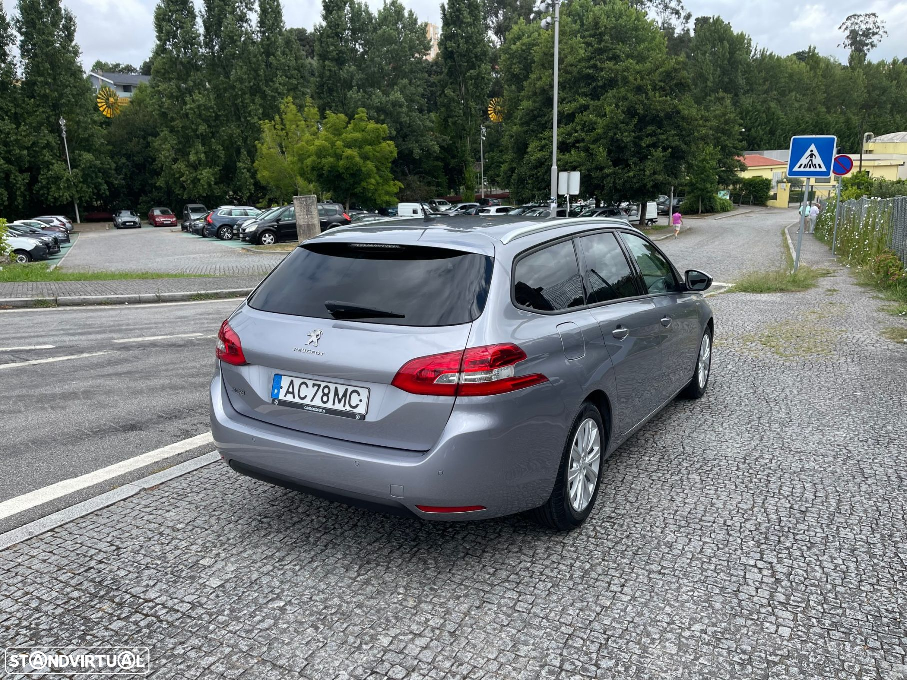 Peugeot 308 SW 1.5 BlueHDi Style - 12