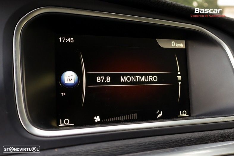 Volvo V40 Cross Country 1.6 D2 VOR Powershift - 28