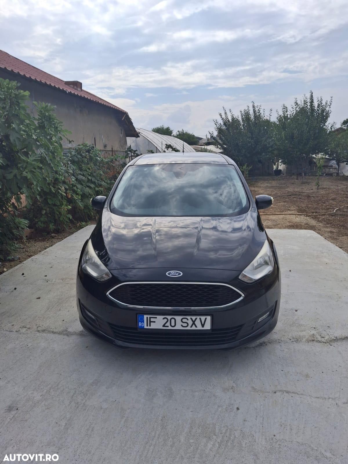 Ford Grand C-Max 1.0 Ecoboost Start Stop Titanium - 1