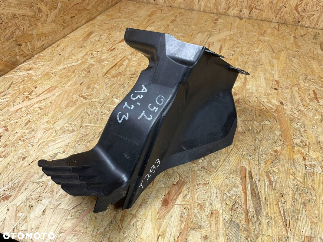 WLOT KIEROWNICA POWIETRZA PRAWA DODATKOWEJ CHŁODNICY AUDI A3 8Y 8Y0121674D - 7