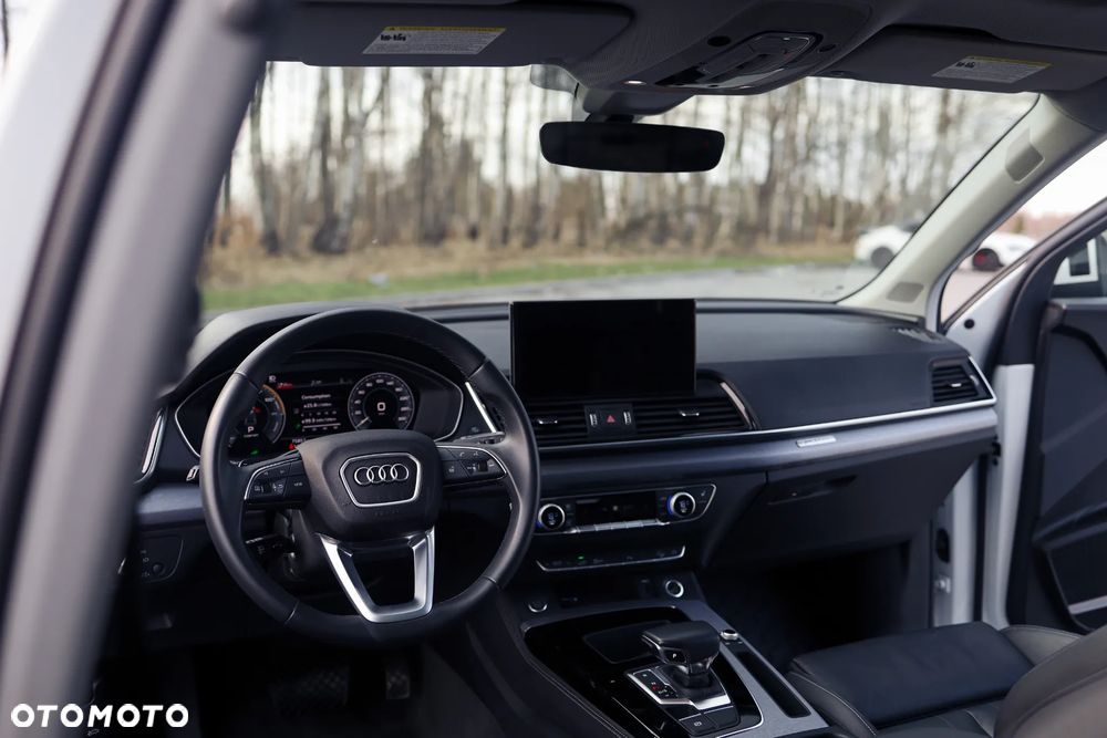 Audi Q5 55 TFSIe quattro S tronic S line - 28