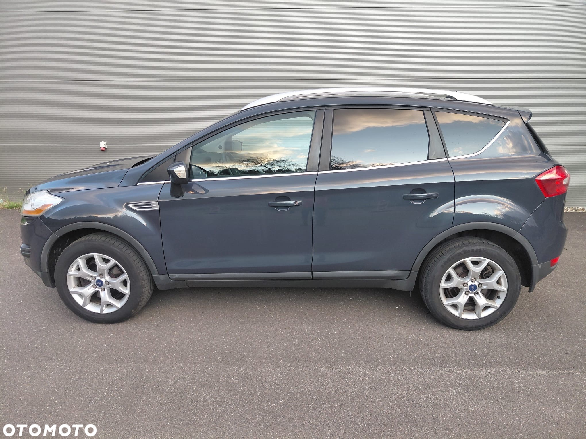 Ford Kuga 2.0 TDCi 4x4 Trend - 5