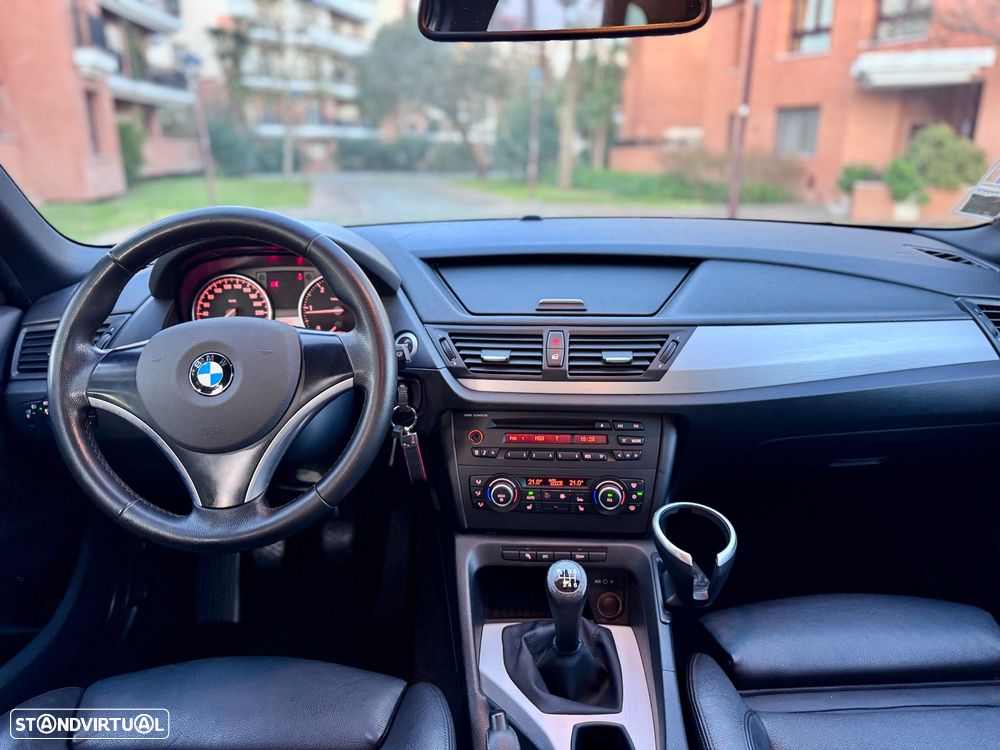 BMW X1 sDrive20d - 12