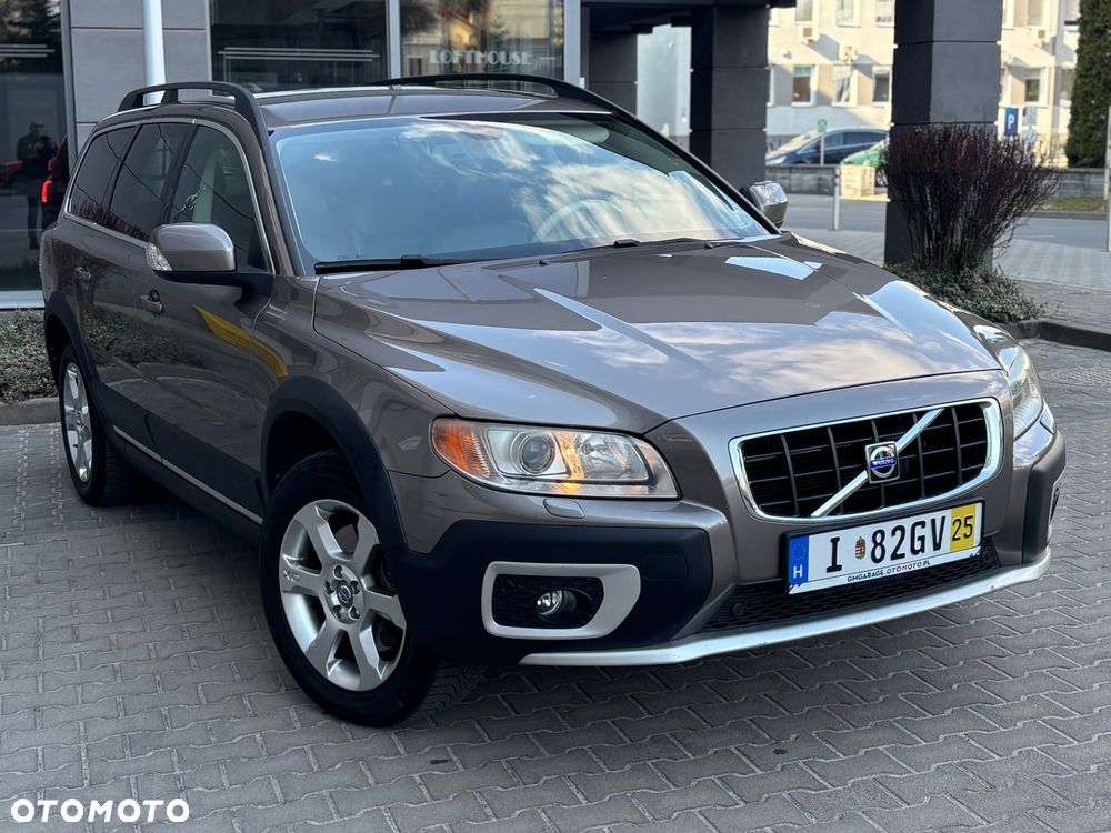 Volvo XC 70 D5 AWD Summum - 4