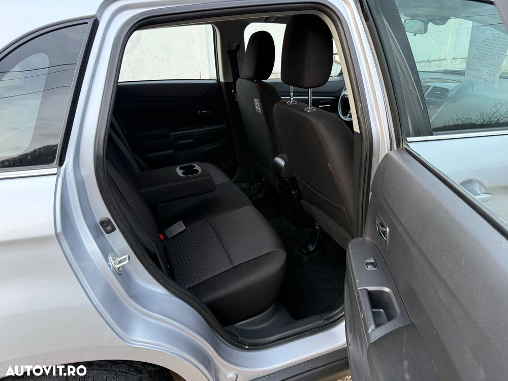 Mitsubishi ASX 1.8 DI-D 4WD Intense - 12