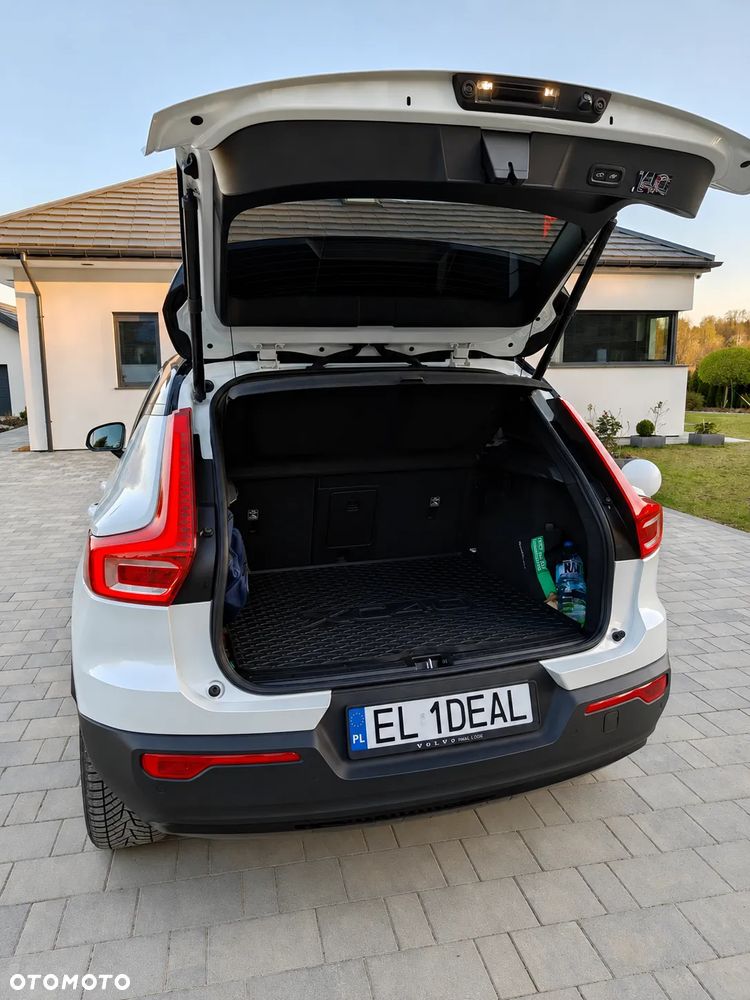 Volvo XC 40 T3 R-Design - 9