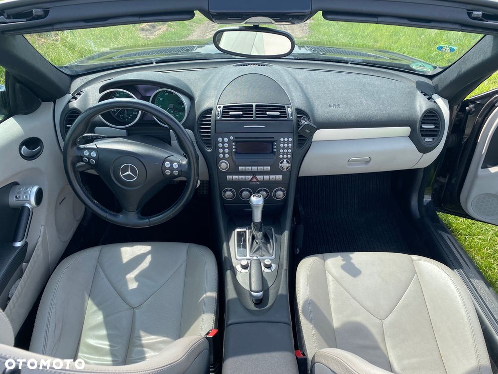 Mercedes-Benz SLK - 16