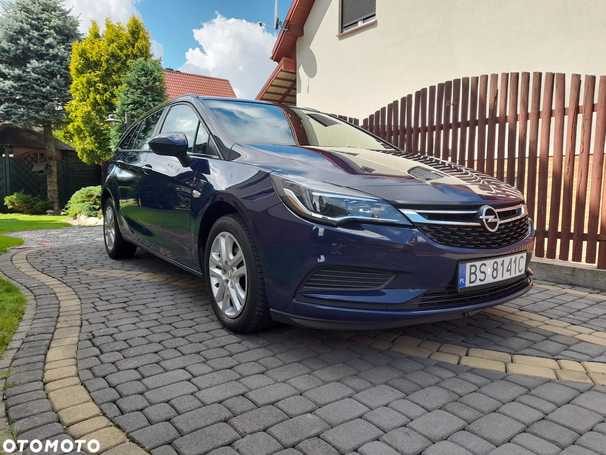 Opel Astra - 1
