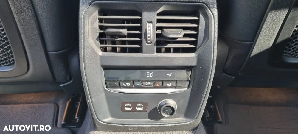 BMW Seria 3 320i AT - 24