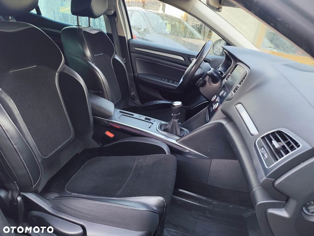 Renault Megane ENERGY TCe 100 INTENS - 9