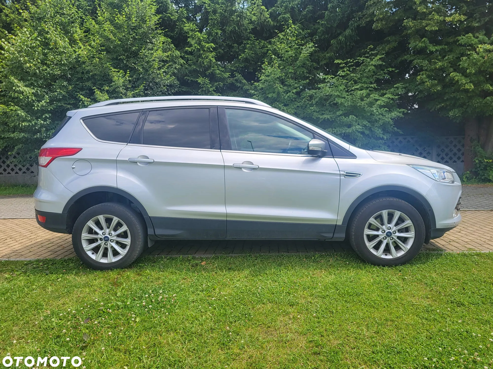 Ford Kuga 2.0 TDCi 2x4 Titanium - 23