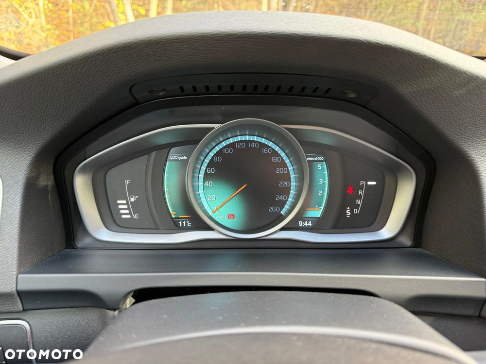 Volvo V60 D4 Drive-E Kinetic - 13