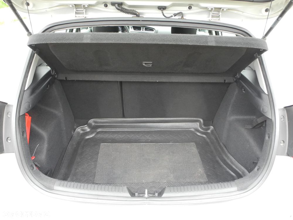 Kia Ceed - 20