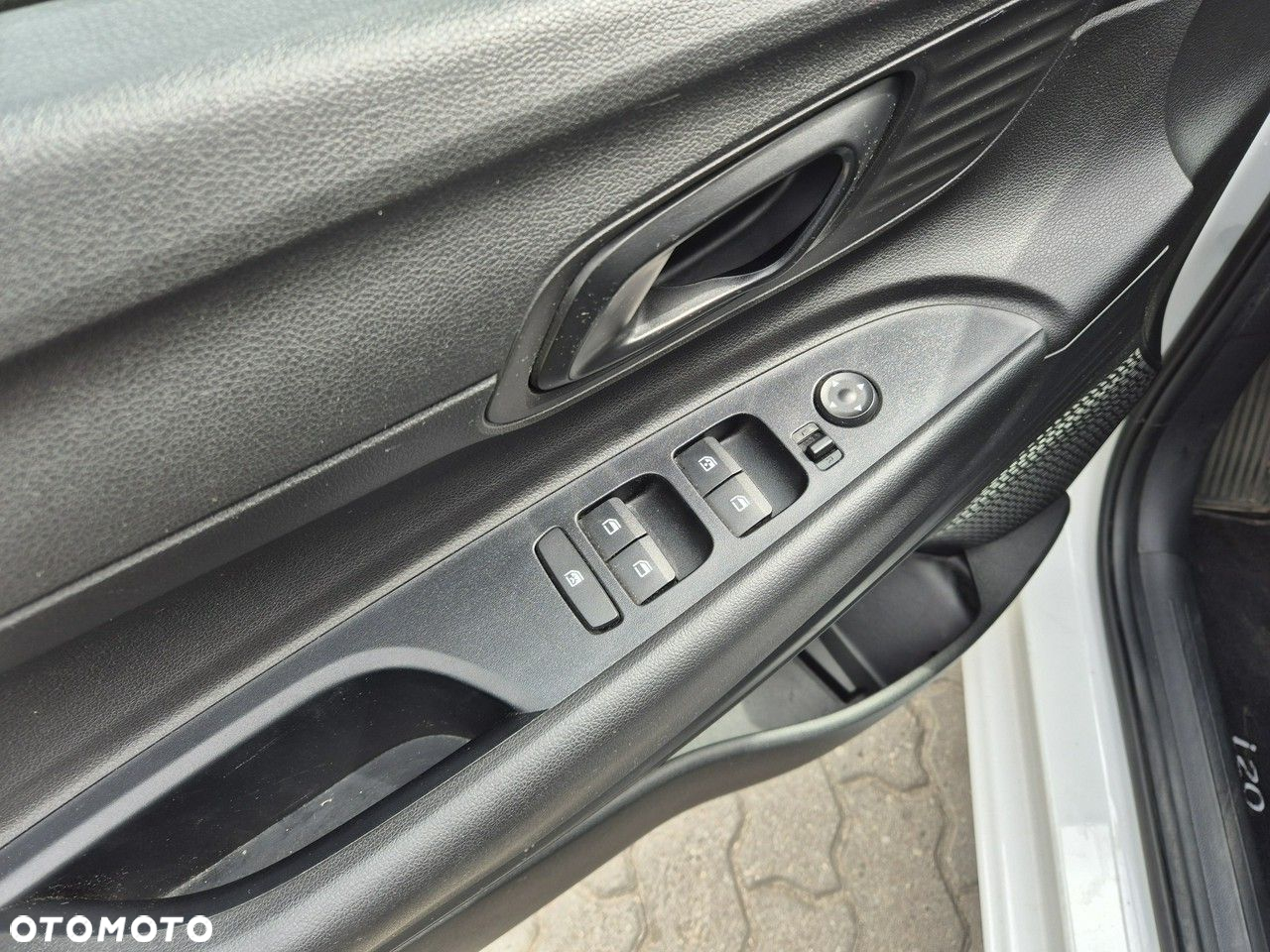 Hyundai i20 - 13