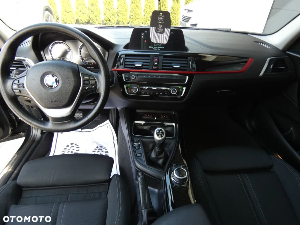 BMW Seria 1 118d Edition Metropolitan - 31