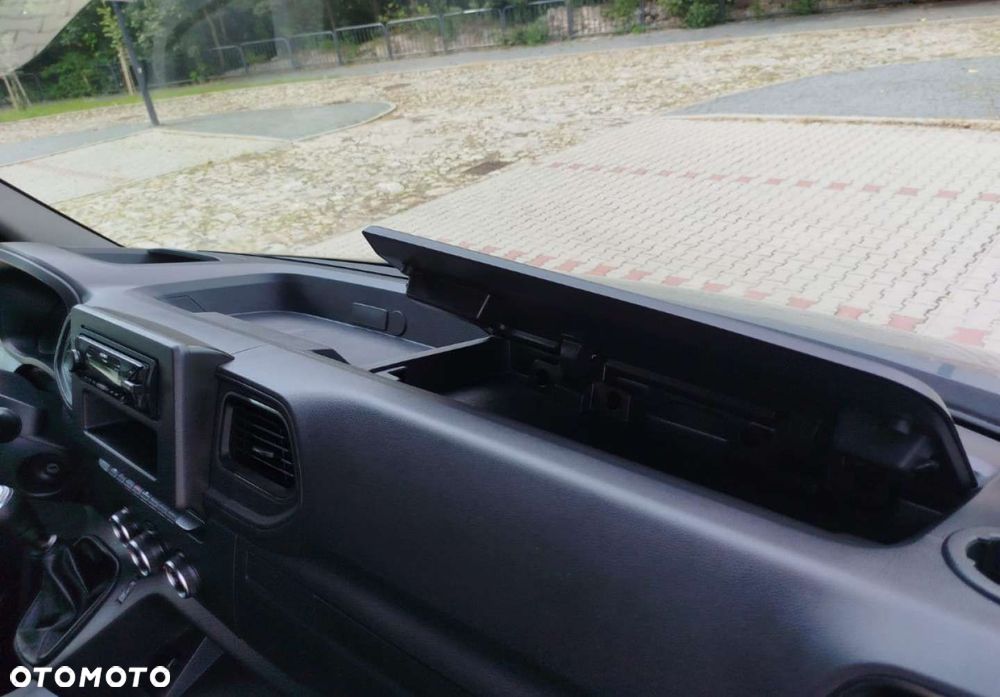 Renault Master - 24
