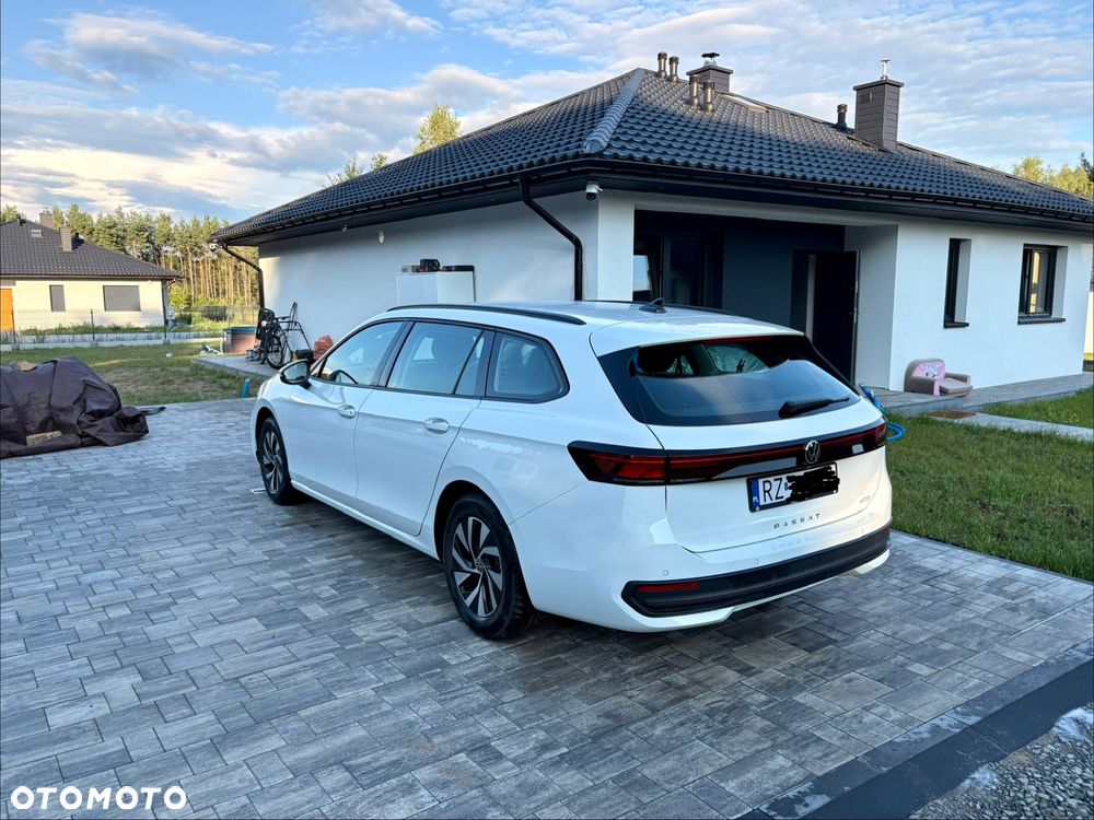 Volkswagen Passat - 5