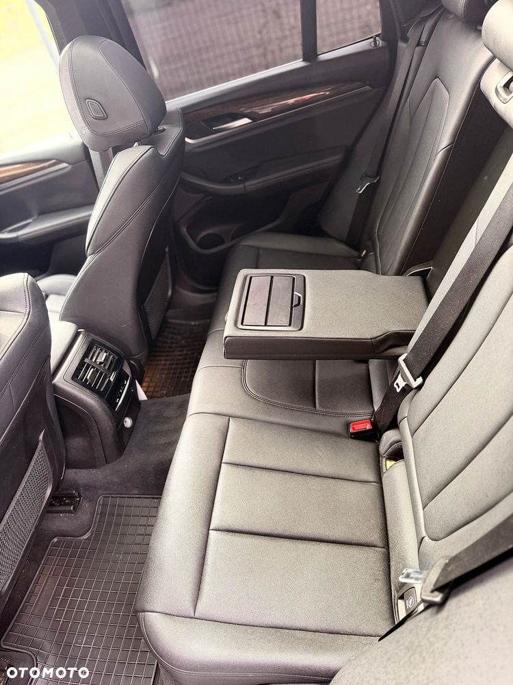 BMW X3 xDrive30i GPF Advantage - 30