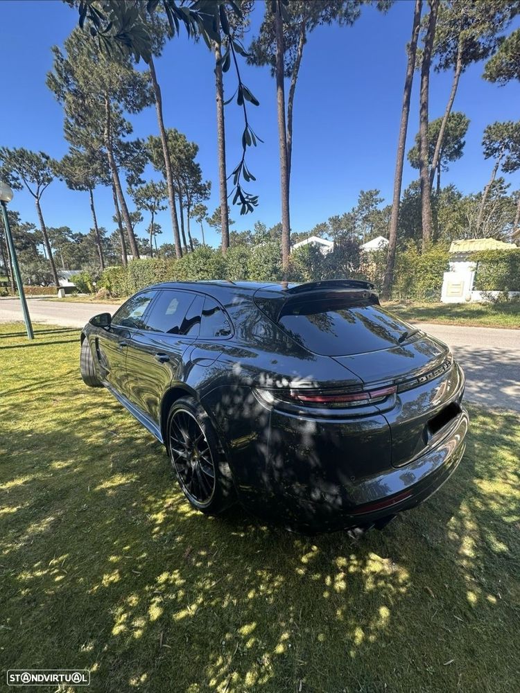 Porsche Panamera Sport Turismo - 3