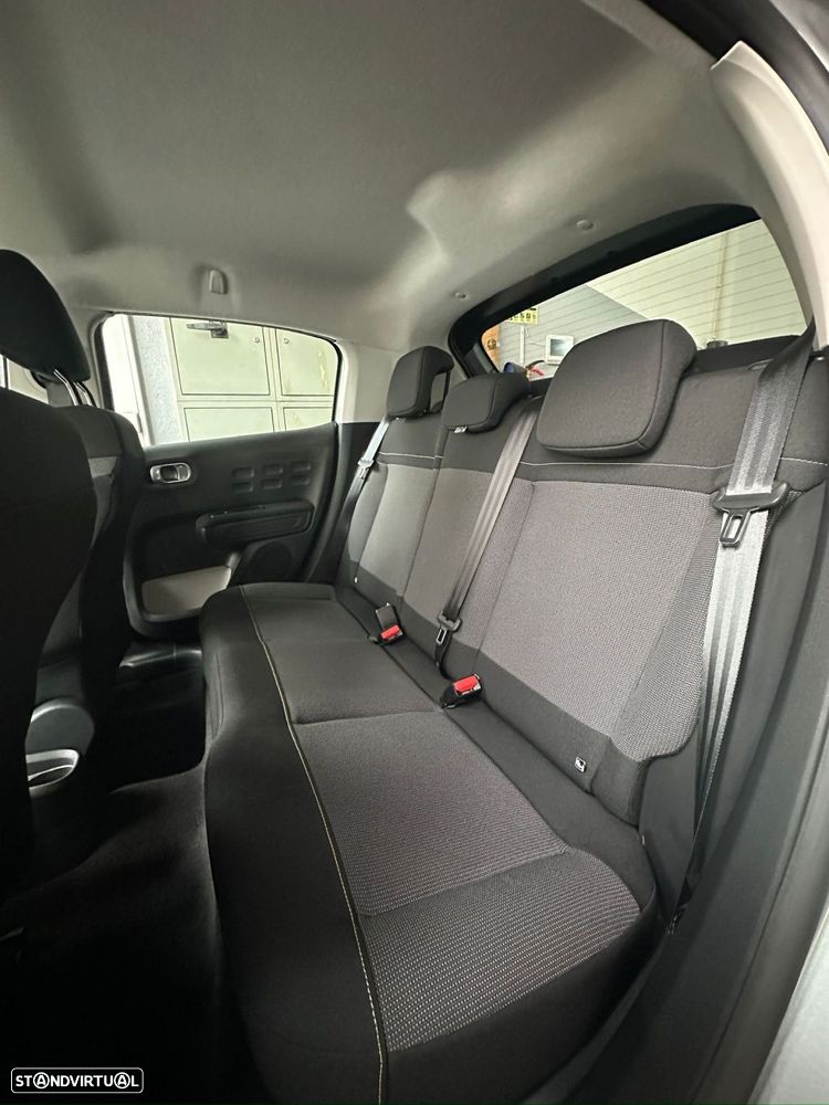 Citroën C3 1.2 PureTech Shine EAT6 - 10