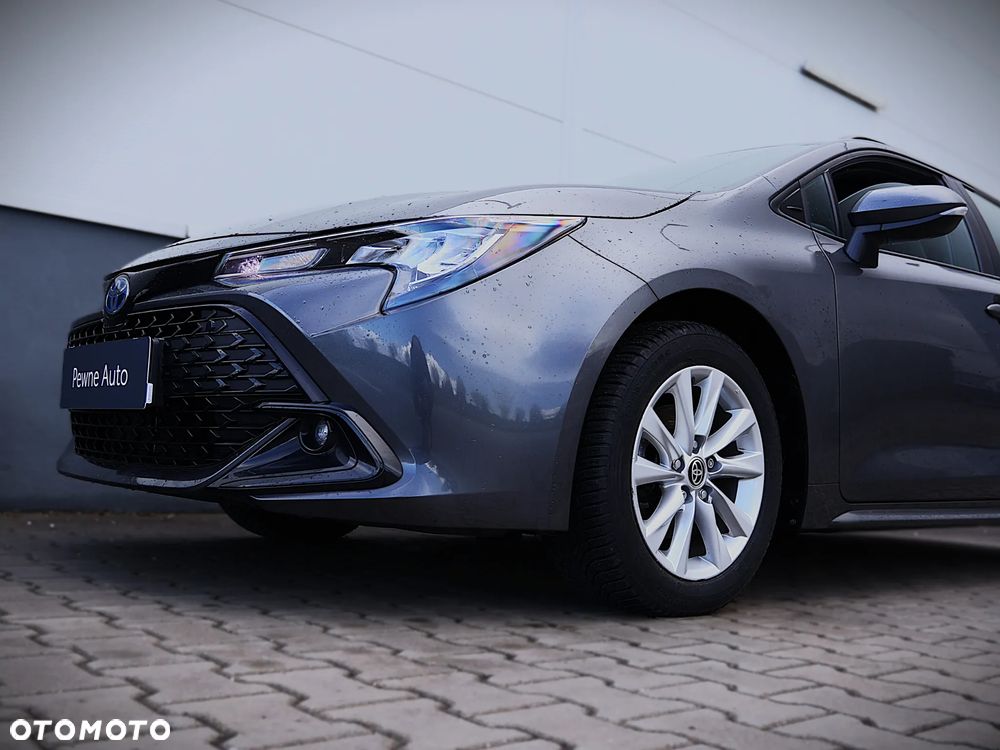 Toyota Corolla 1.8 Hybrid Comfort - 12