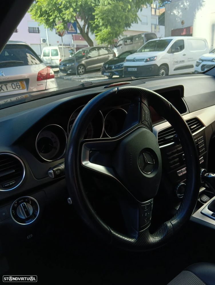 Mercedes-Benz C 220 CDI 7G-TRONIC Avantgarde Edition - 12