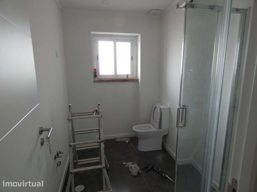 Apartamento T3, totalmente renovado, Águas Livres, Amadora - Grande imagem: 5/14