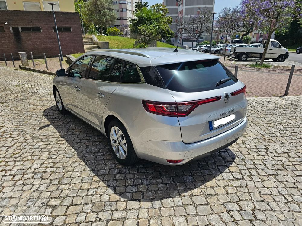 Renault Mégane Sport Tourer 1.5 Blue dCi Limited - 4