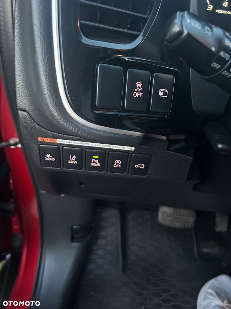 Mitsubishi Outlander 2.0 Intense + SDA 4WD CVT - 13