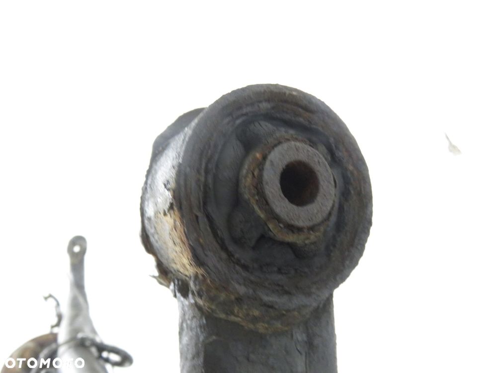 BELKA TYŁ TOYOTA YARIS I HB - 8