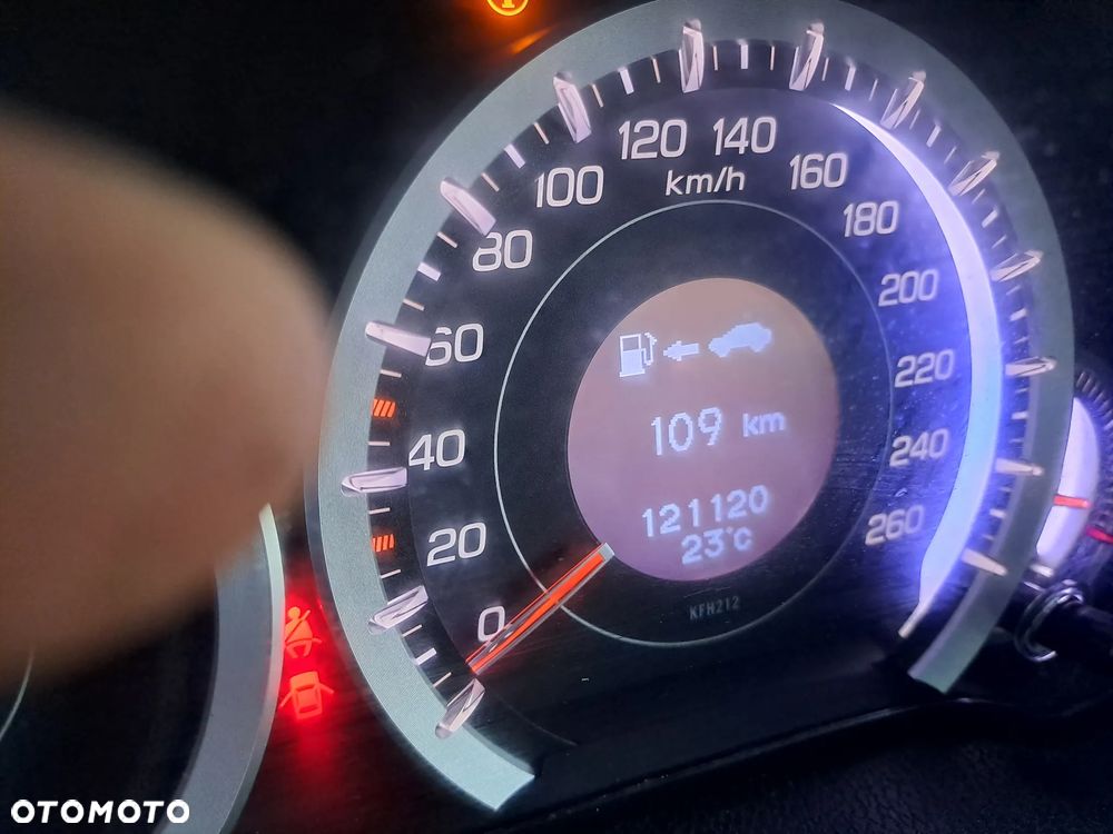 Honda Accord 2.0 50 Jahre Edition - 27