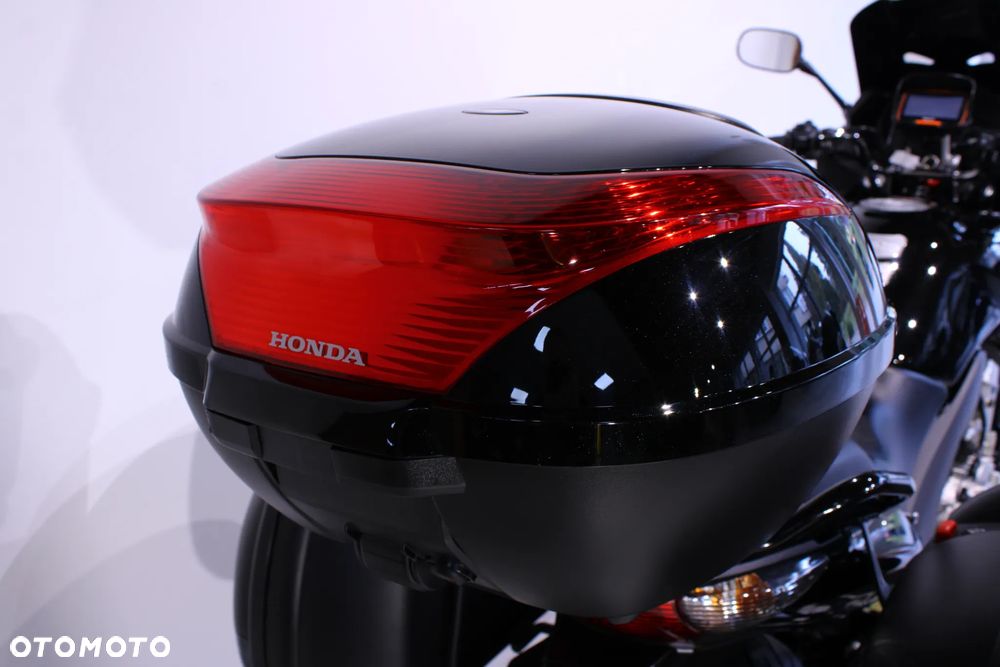 Honda CBF - 22