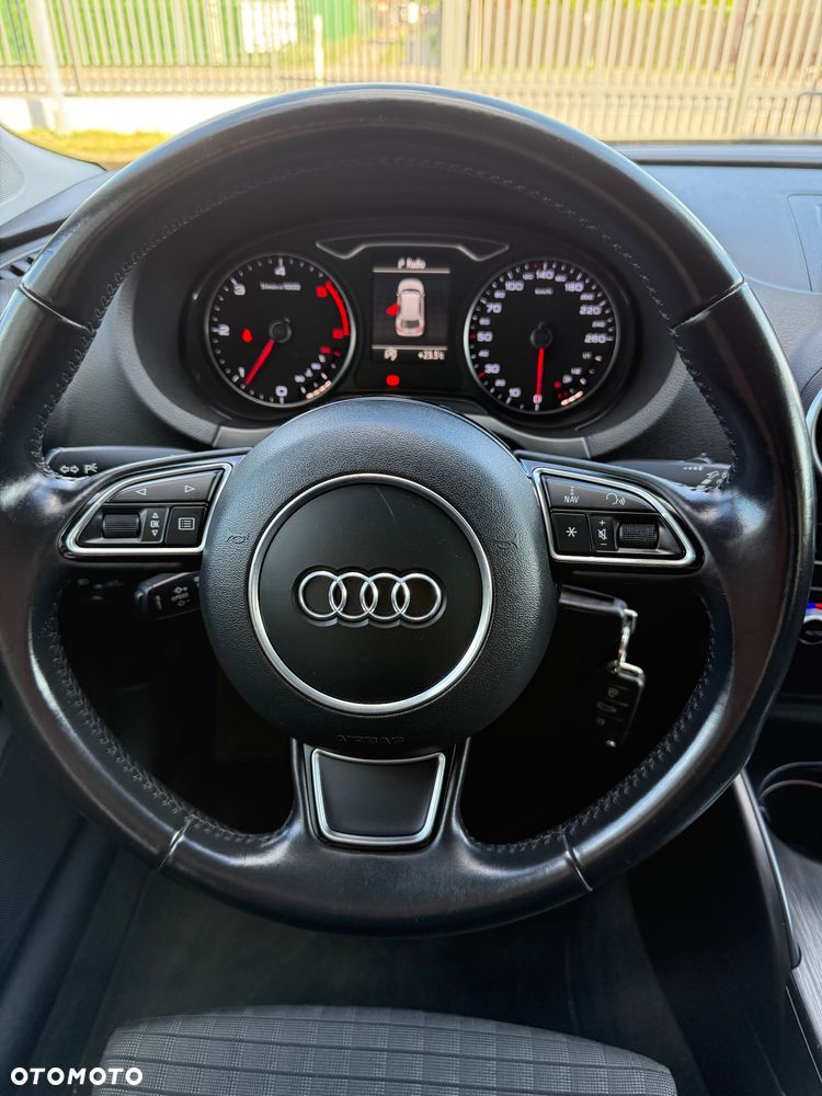 Audi A3 Sportback 2.0 TDI Attraction - 25