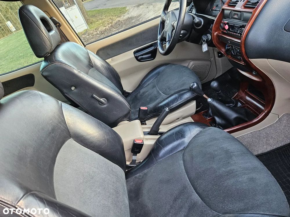 Nissan Terrano 3.0 Di Elegance - 8