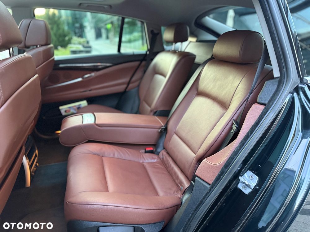 BMW 5GT 520d - 16