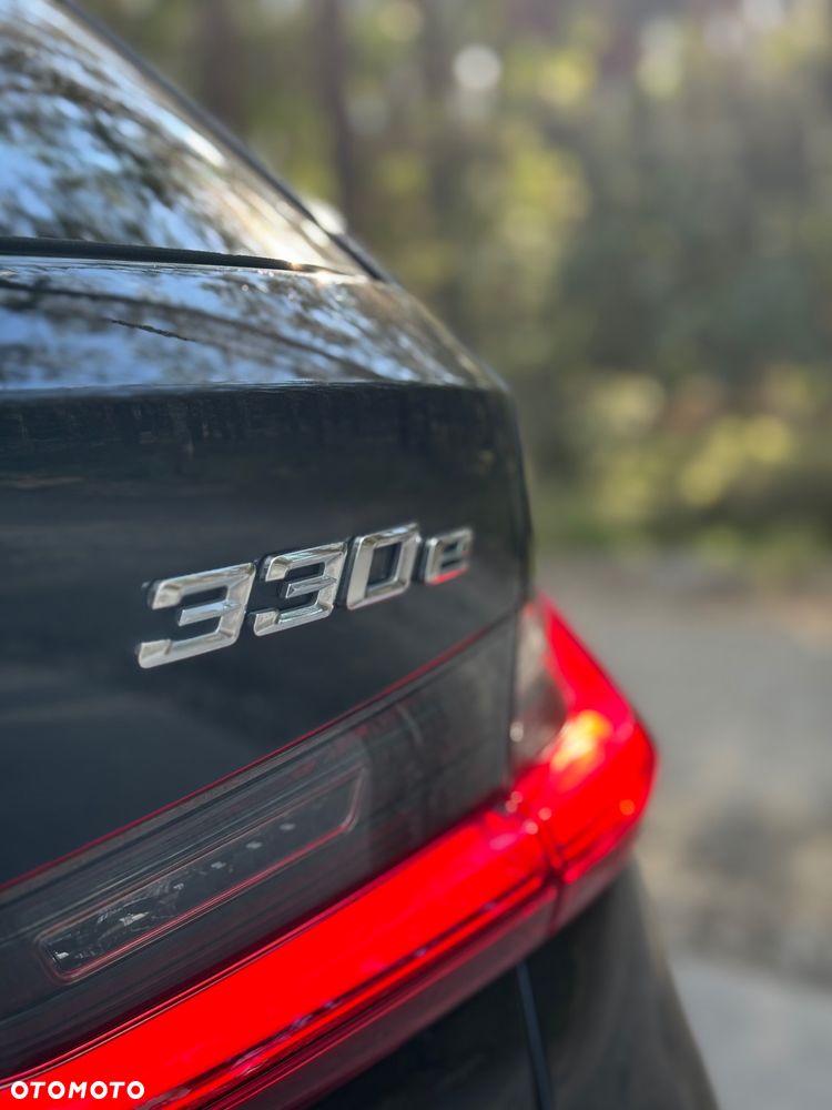 BMW Seria 3 330e Advantage sport - 36