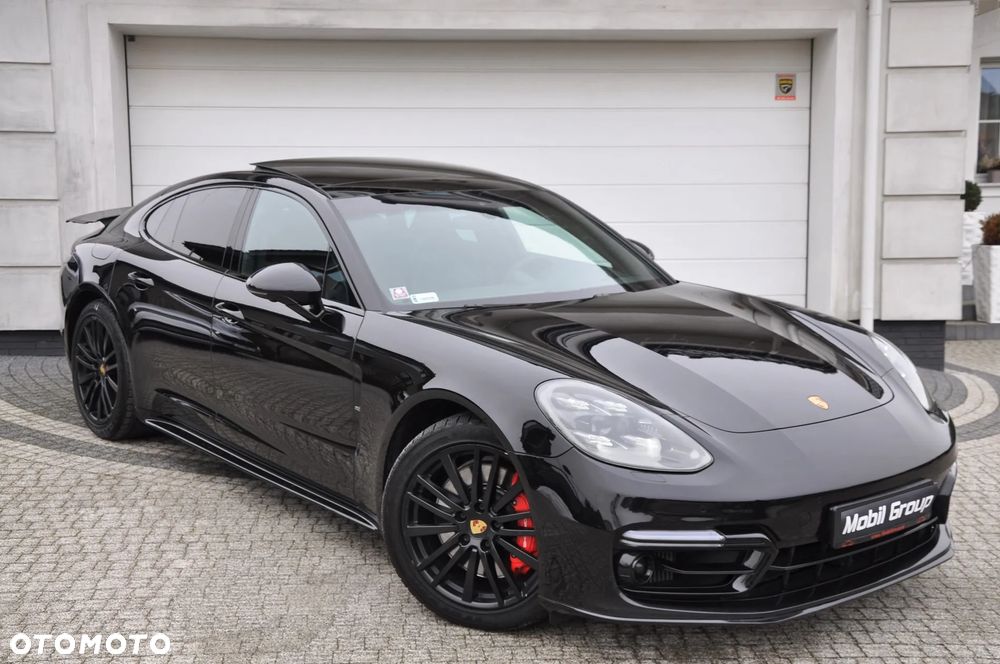 Porsche Panamera GTS GPF - 3