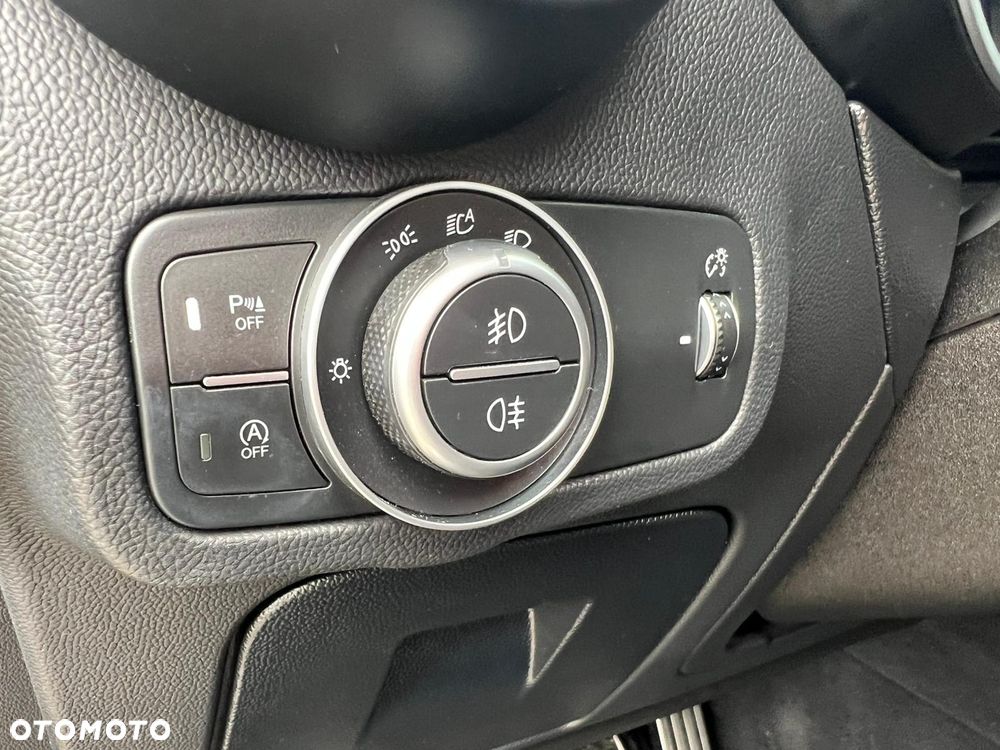 Alfa Romeo Stelvio 2.2 JTDM Executive Q4 - 32